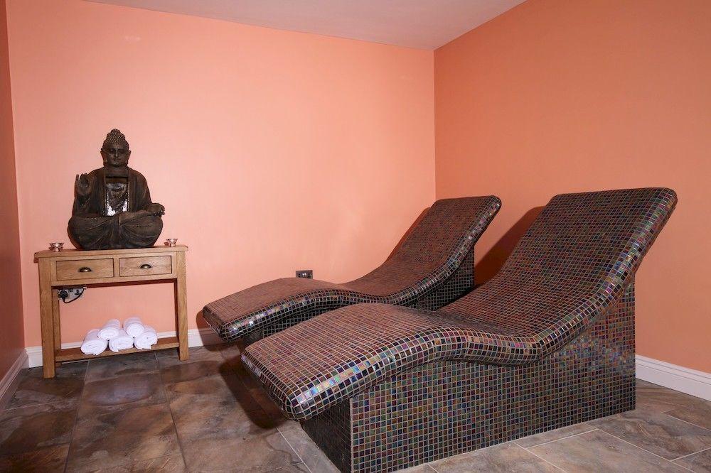 The Lion Hotel Blaenavon ภายนอก รูปภาพ